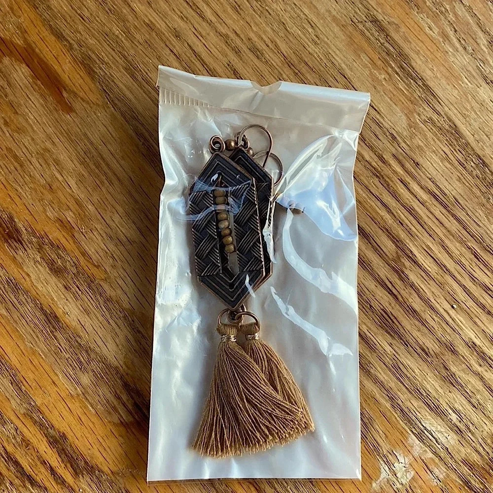 New neutral tone earrings tassel wood bead bronze earth girl earthy fall metal - Picture 3 of 3